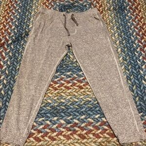 Gray Abercrombie & Fitch Size Medium Soft Sleep Pants